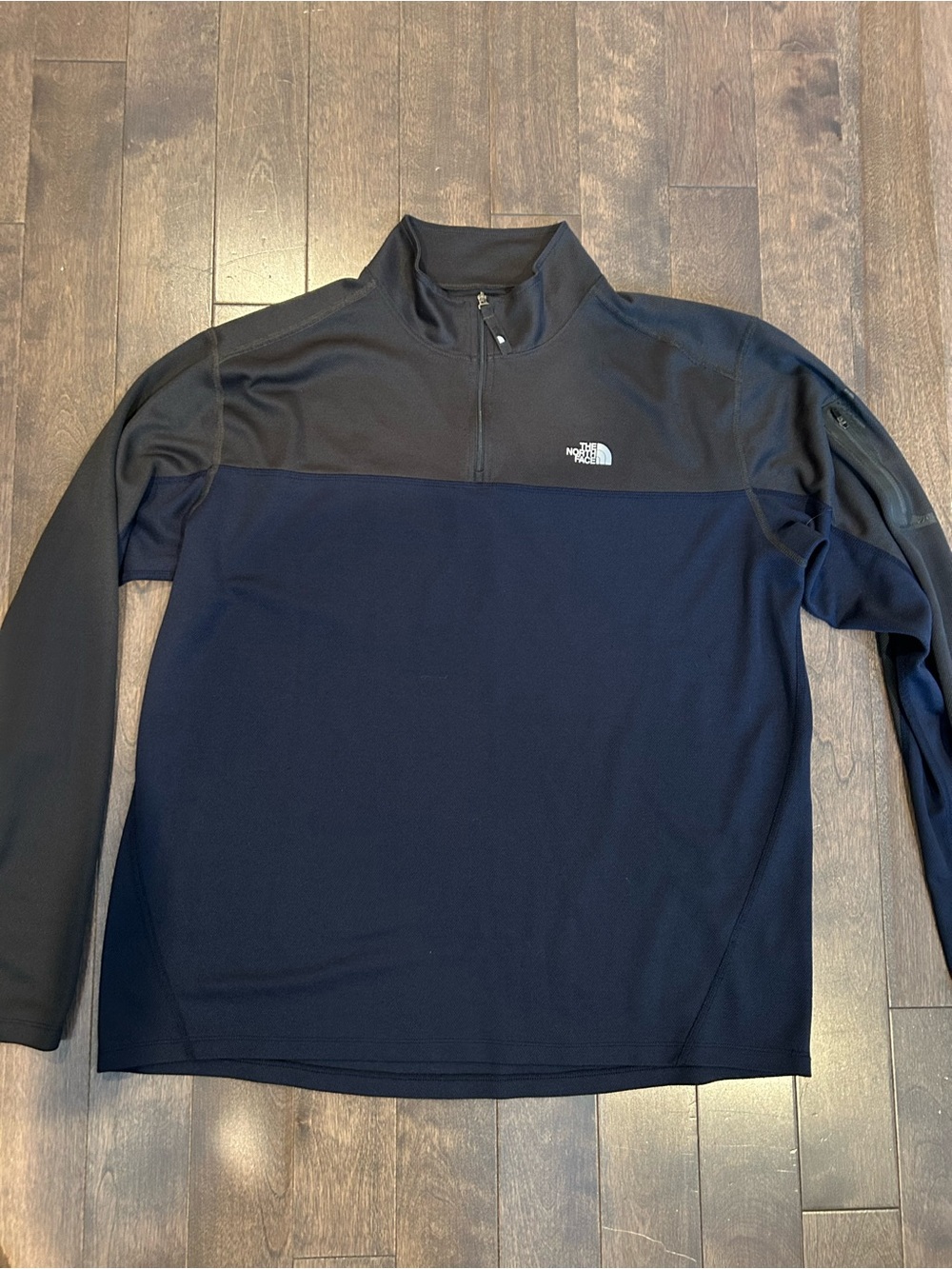 The North Face Flight Series Men's Two-Tone Quarter-Zip Pullover vapor wick edt